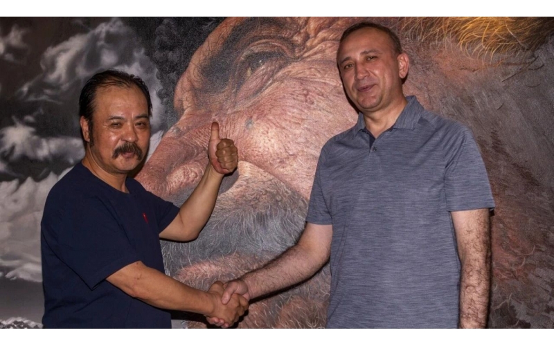 塔吉克斯坦第一副總理霍利克佐達(dá)參訪(fǎng)野馬集團(tuán)